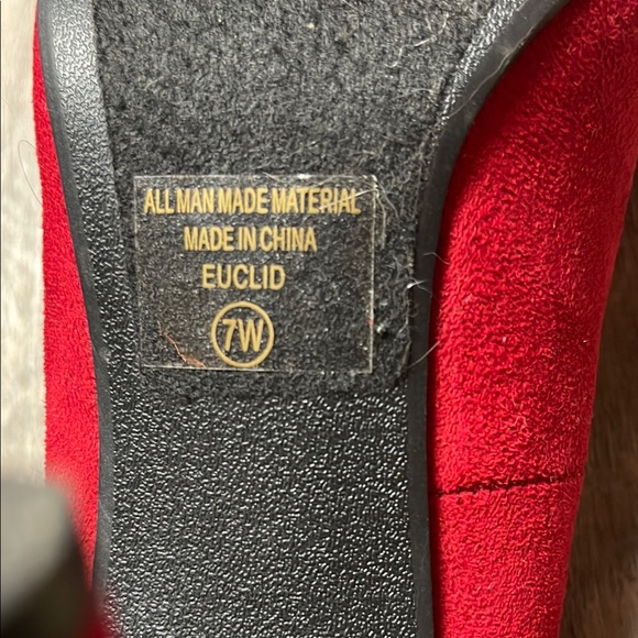 Y-Not Elegant Red Women's Heels - Picture 2 of 10